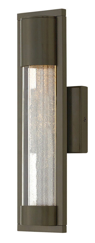 Exterior-Hinkley-HL1220