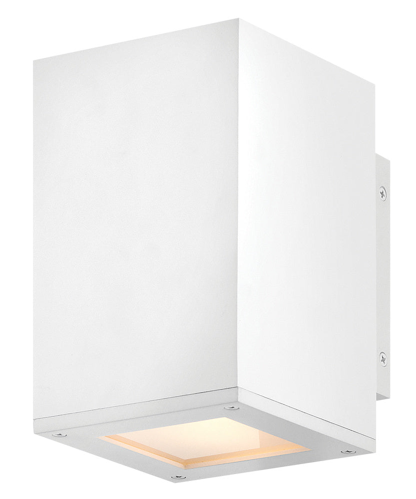 Exterior-Hinkley-HL28910