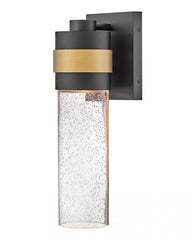 Exterior-Lark-L82044
