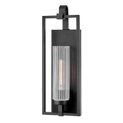 Exterior-Lark-L82104