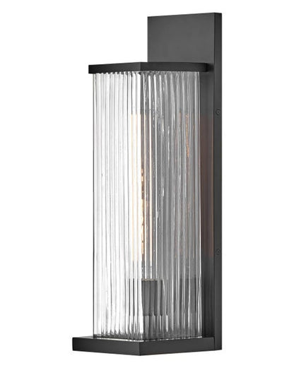 Exterior-Hinkley-HL10604
