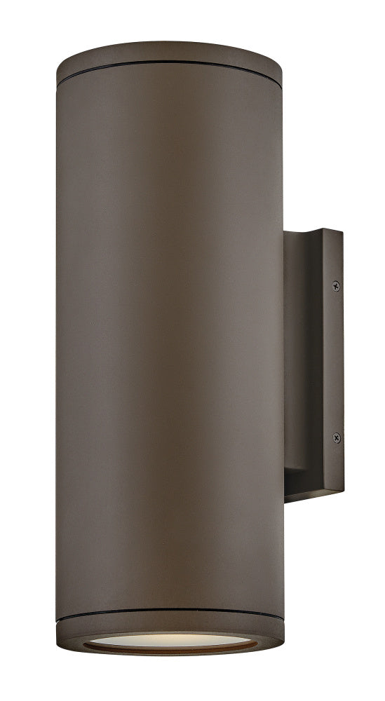 Exterior-Hinkley-HL13595
