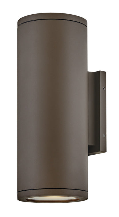 Exterior-Hinkley-HL13595