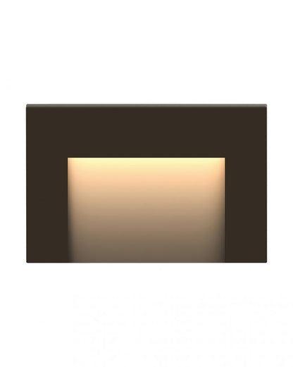 Exterior-Hinkley-HL1553
