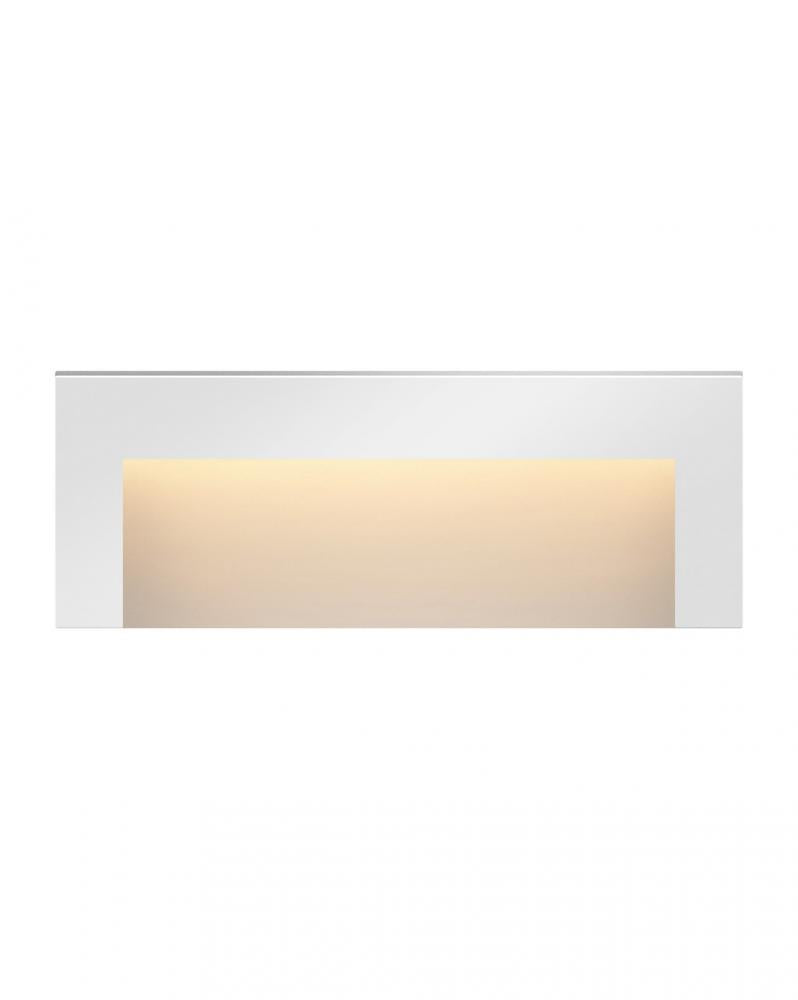 Exterior-Hinkley-HL1557
