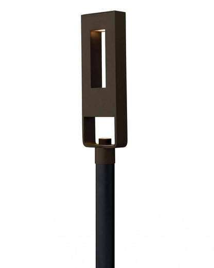 Exterior-Hinkley-HL1641