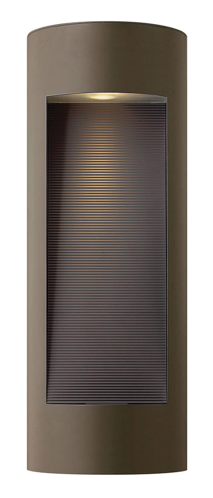 Exterior-Hinkley-HL1664
