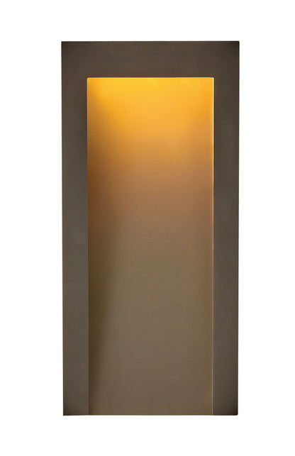 Exterior-Hinkley-HL2144