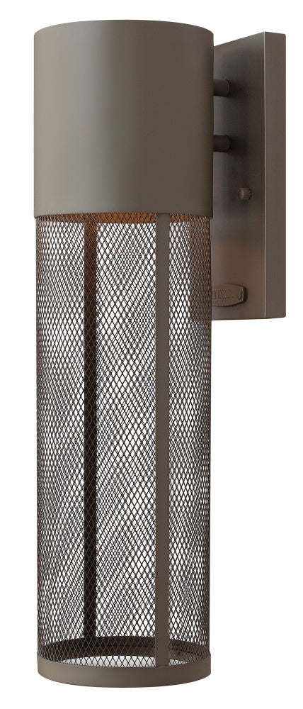 Exterior-Hinkley-HL2304