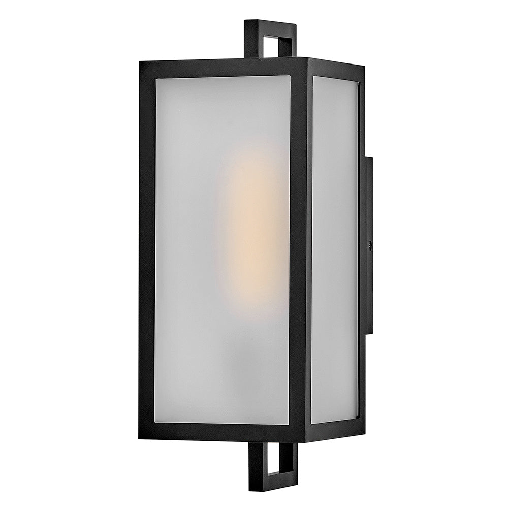Exterior-Lark-L82070