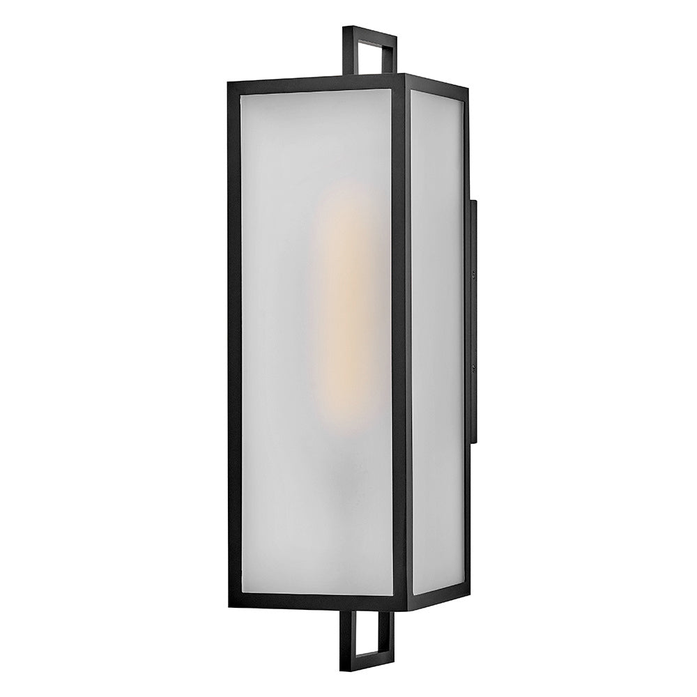 Exterior-Lark-L82075