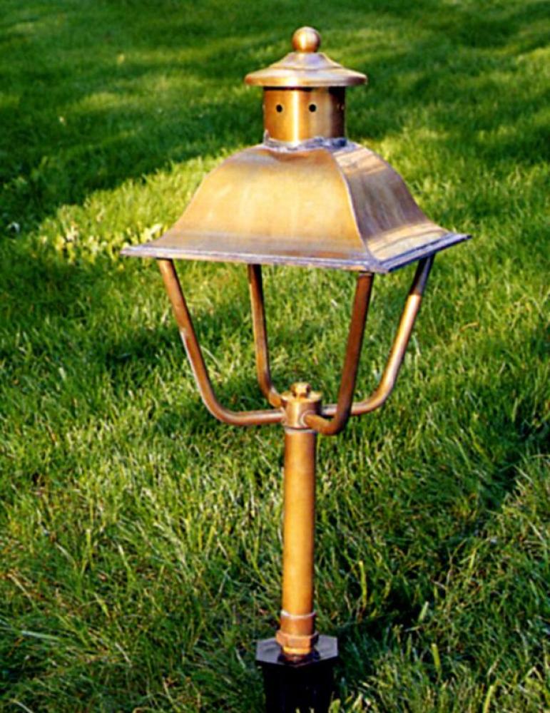 Sentinal Landscape Lantern 89506